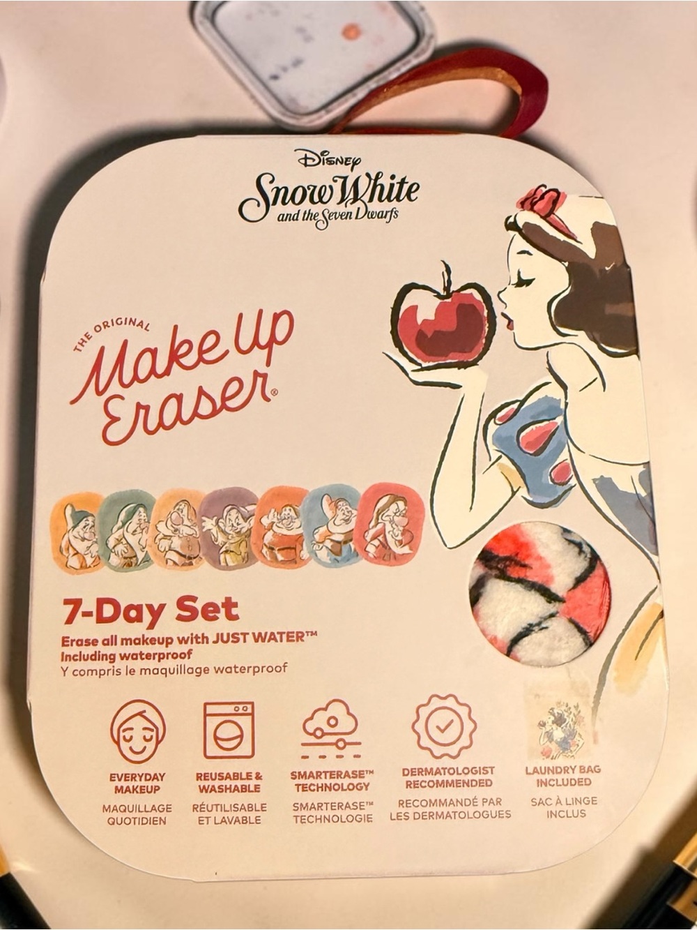 The Original Make up Eraser Disney Snow White and the Seven Dwarfs 7-Day Set New